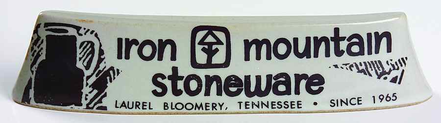 Advertising Signs Sign 1 by Iron Mountain-1