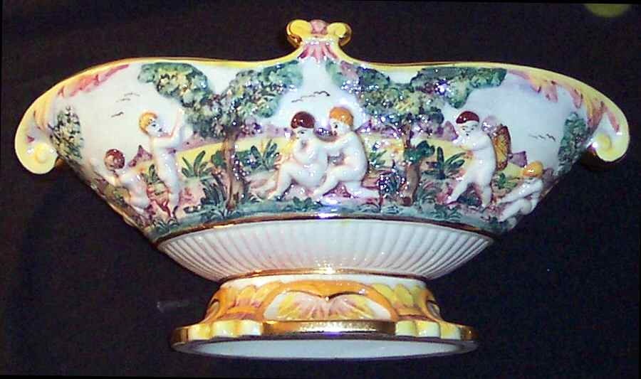 1846 Centerpiece by Italy-1