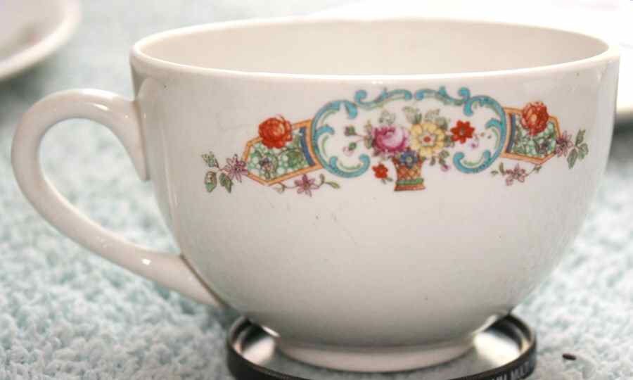 ILL20 Footed Cup by Illinois China -1