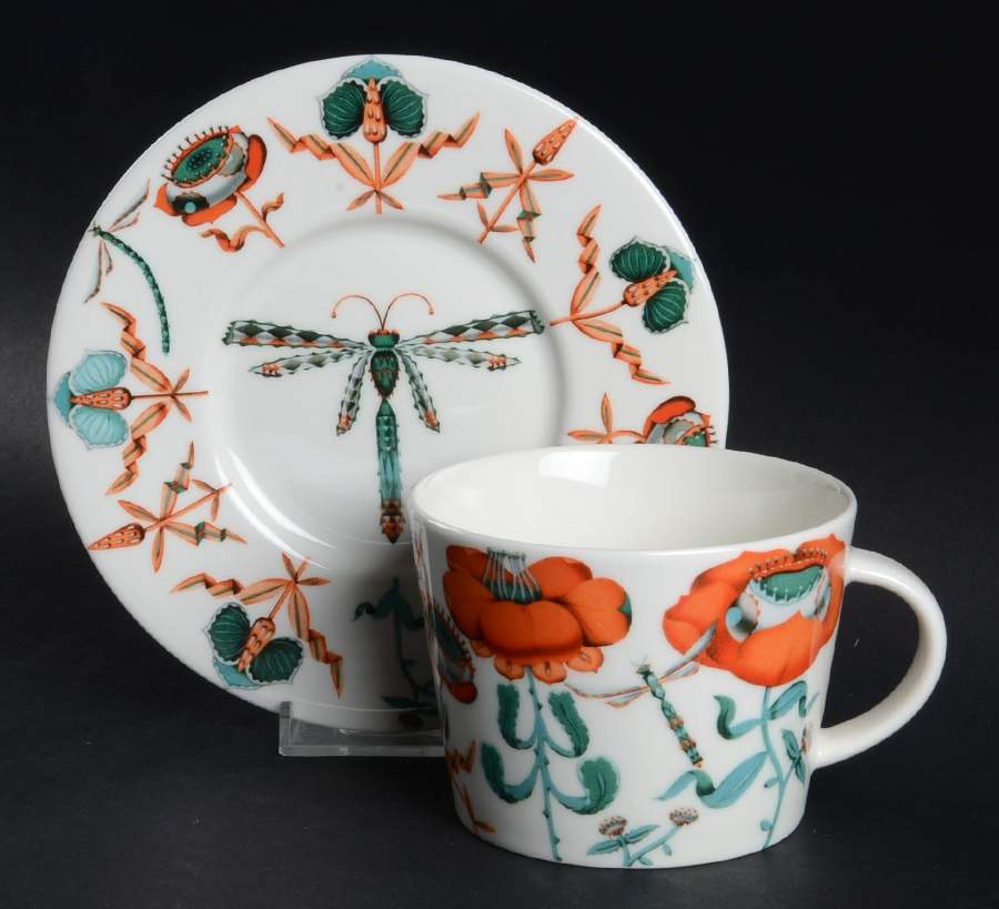 Korento Flat Cup & Saucer Set by Iittala-1