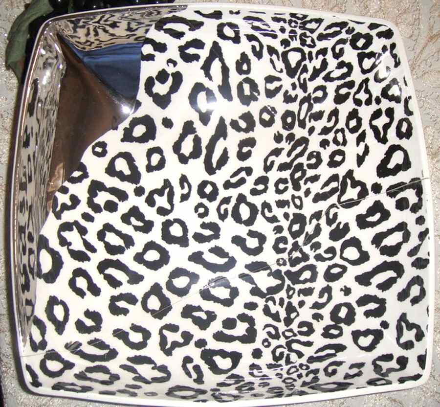 ITY314 11" Square Serving Bowl by Italy-1