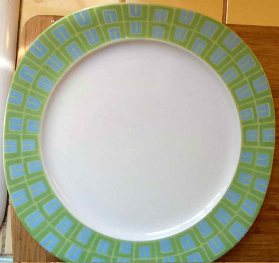 Caribe Dinner Plate by International-1