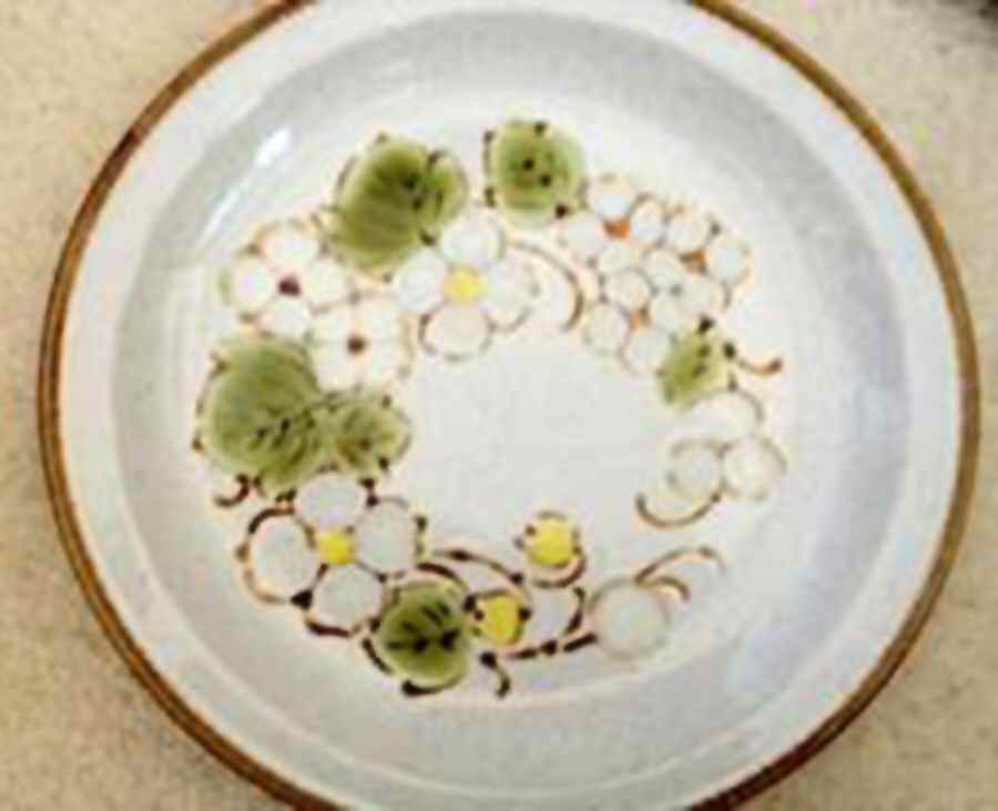 Maywood Dinner Plate by International-1