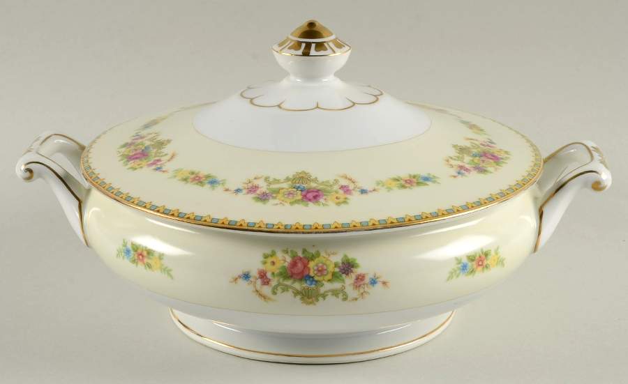 IMP74 Round Covered Vegetable by Imperial (Japan)-1