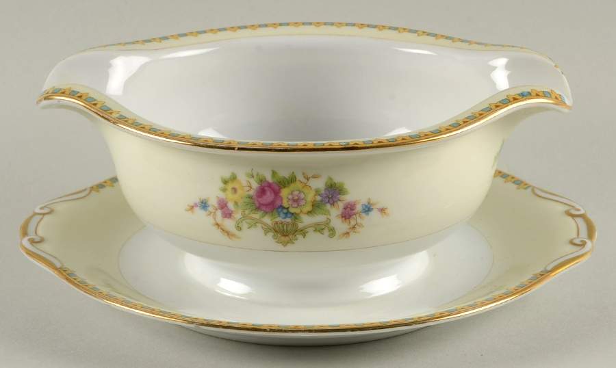 IMP74 Gravy Boat with Attached Underplate by Imperial (Japan)-1