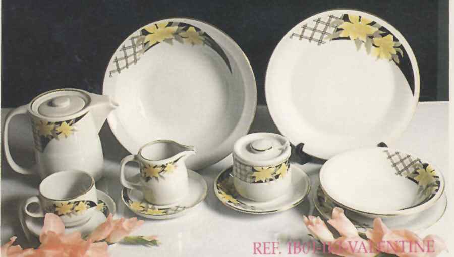Valentine Dinner Plate by Indo Keramik-1