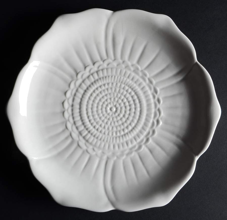 Blossom Petals Dinner Plate by Isaac Mizrahi-1
