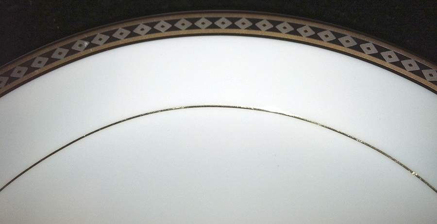 Westchester Dinner Plate by Interiors (PTS)-1