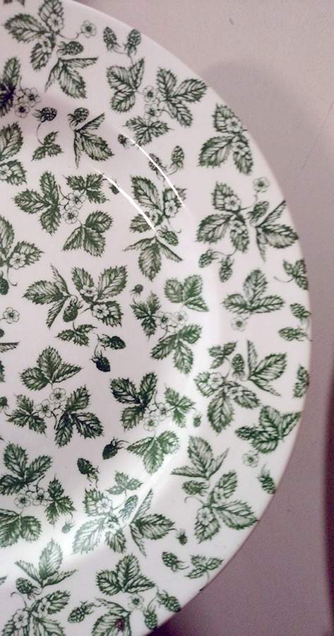 IK14 (Green) Dinner Plate by Ikea China-1