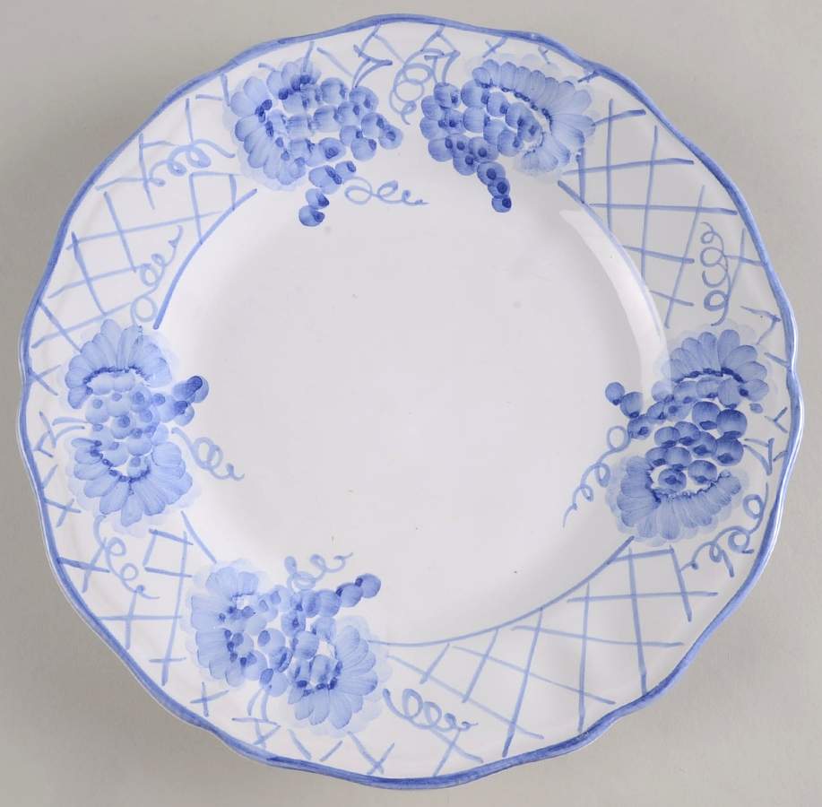 Blue Grape Dinner Plate by Italy-1