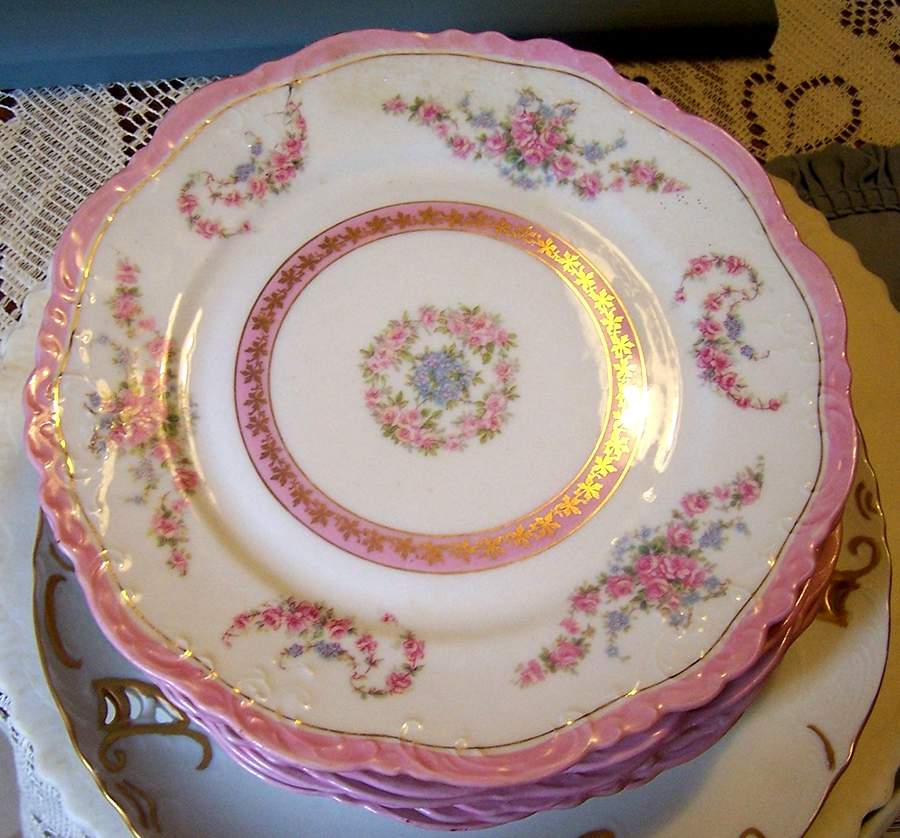 IMQ26 Bread & Butter Plate by Imperial China Austria-1