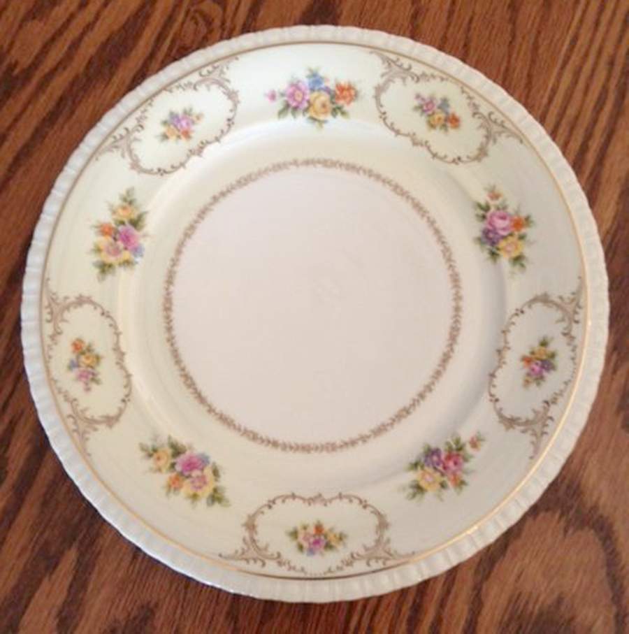 IMB42 Dinner Plate by Imperial Bohemian-1