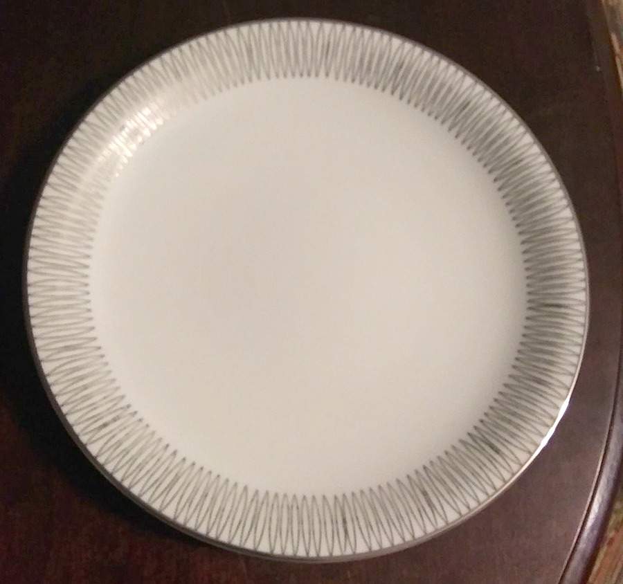 A5271 Dinner Plate by I China (Japan)-1