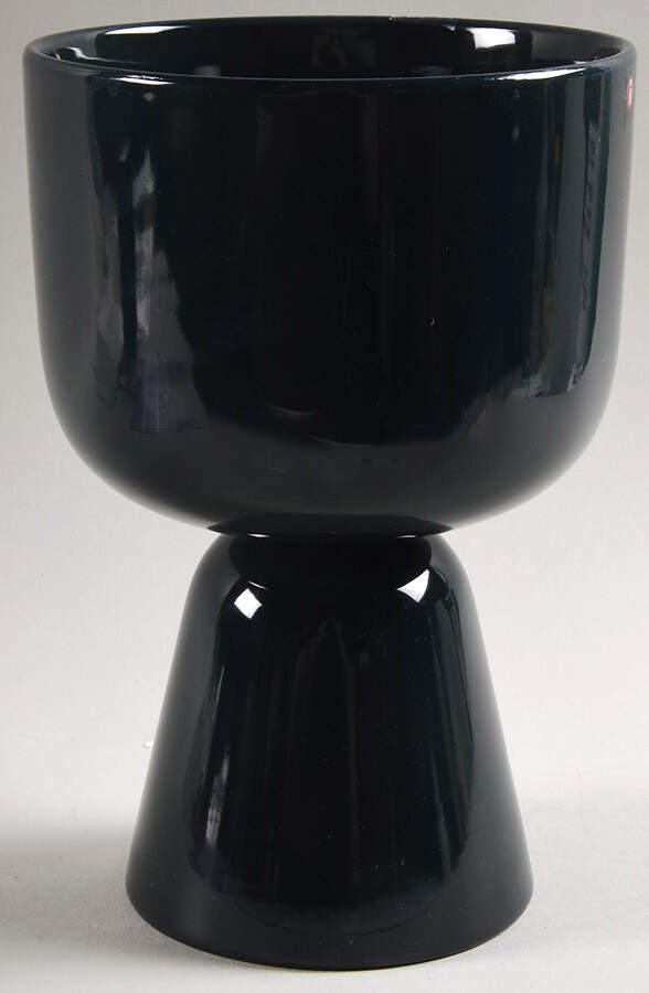 Nappula 9" Planter by Iittala-1