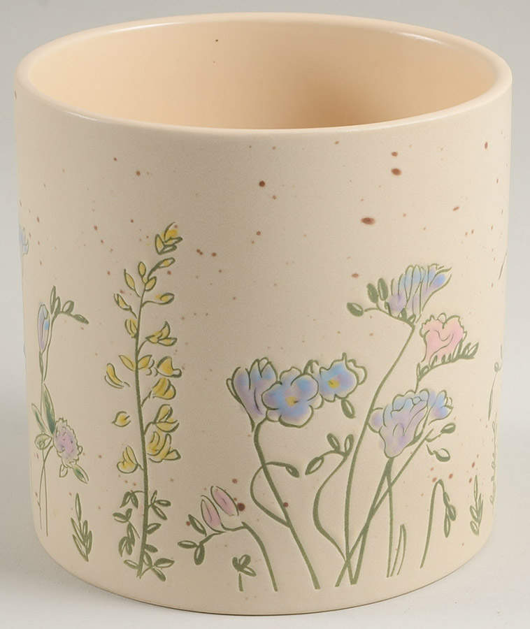 Spring Pressed Garden Medium Canister No Lid by In Homestylez-1