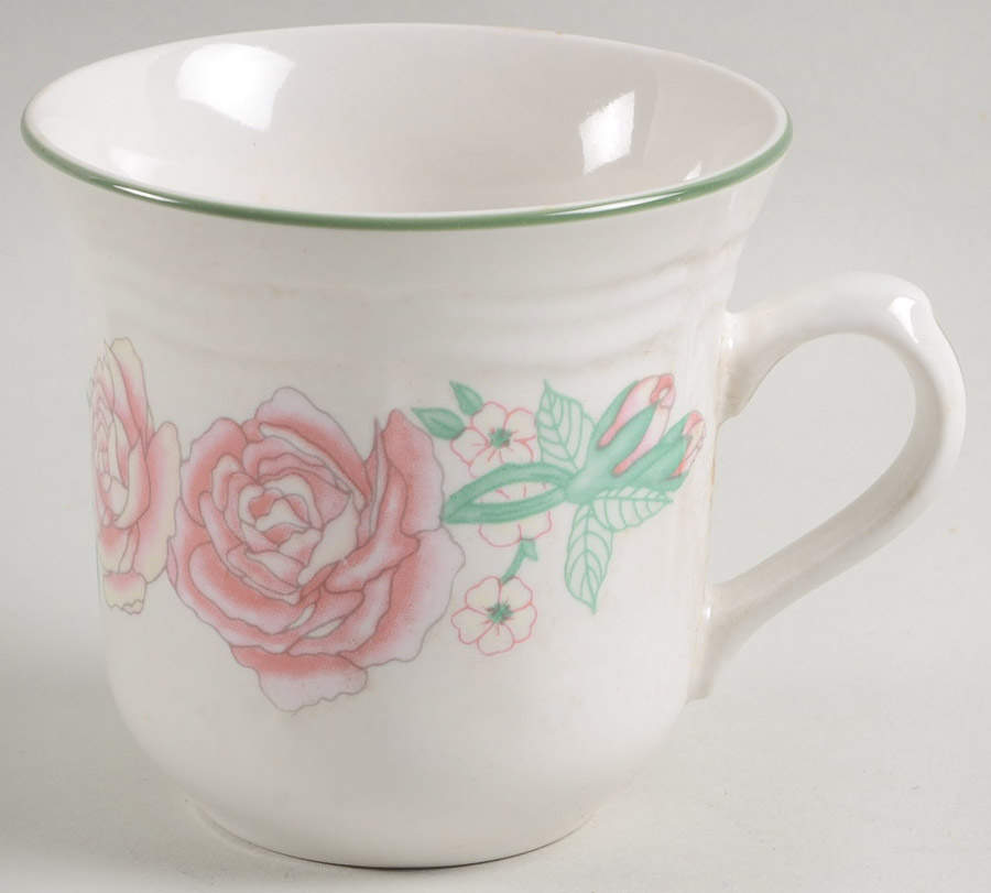 Rosemarie Footed Cup by International 21-1