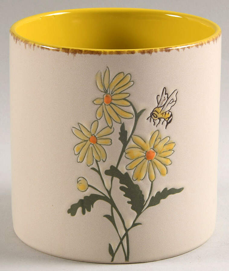 Denny Bee Medium Canister No Lid by In Homestylez-1