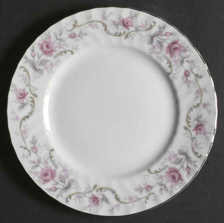 Marie Salad Plate by Japan-1