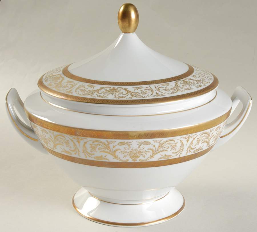 Arabesque Round Covered Vegetable by Jaeger-1