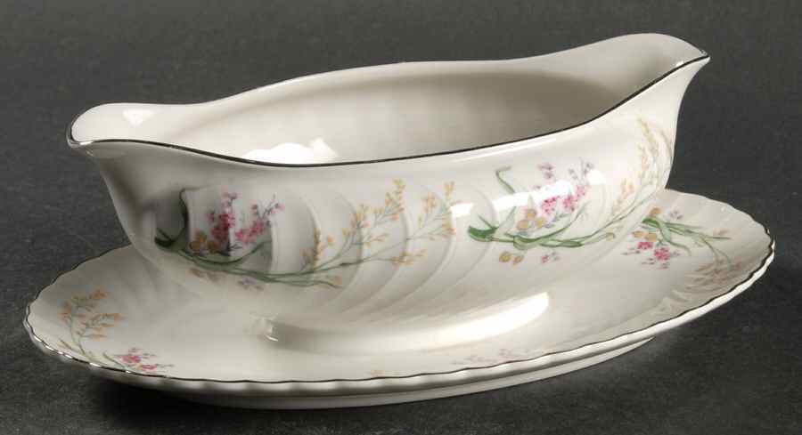 Beverly Gravy Boat with Attached Underplate by Jaeger-1