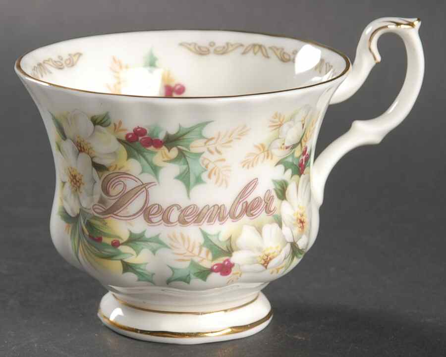 Bouquet of The Month Footed Cup by Jaeger-1