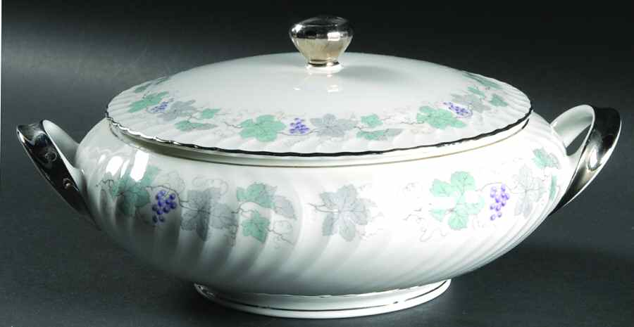 Bordeaux (E & R) Round Covered Vegetable by Jaeger-1