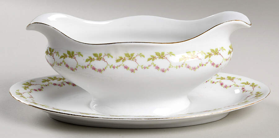 3242 Gravy Boat with Attached Underplate by Jaeger-1