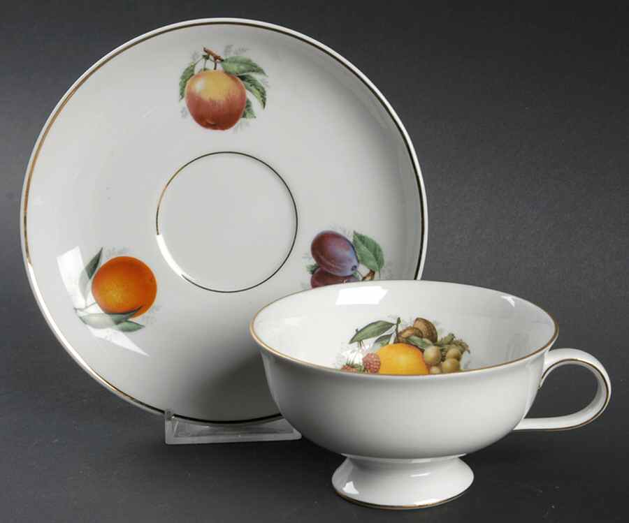 JAE20 Footed Cup & Saucer Set by Jaeger-1