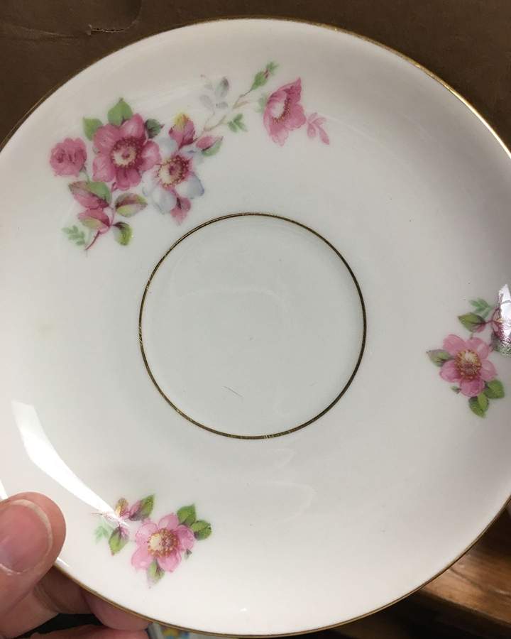 01674 Saucer by Jaeger-1