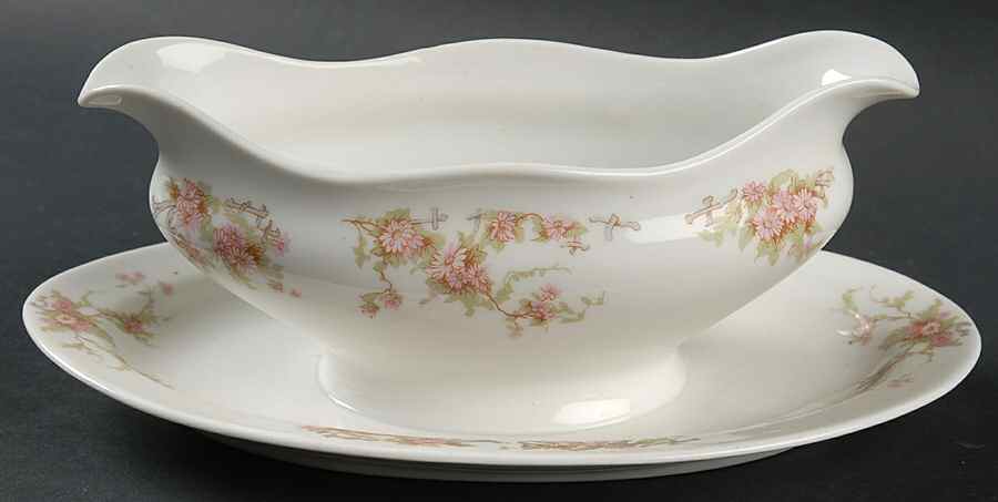 Nuremberg Gravy Boat with Attached Underplate by Jaeger-1