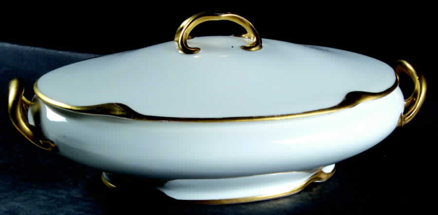 JAE8 Oval Covered Vegetable by Jaeger-1