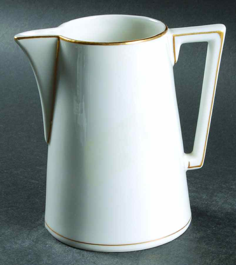 JAE8 12 Oz Pitcher by Jaeger-1