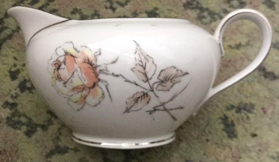Nocturne Creamer by Jaeger-1