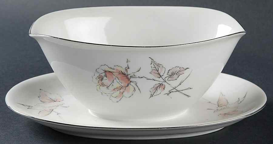 Nocturne Gravy Boat with Attached Underplate by Jaeger-1