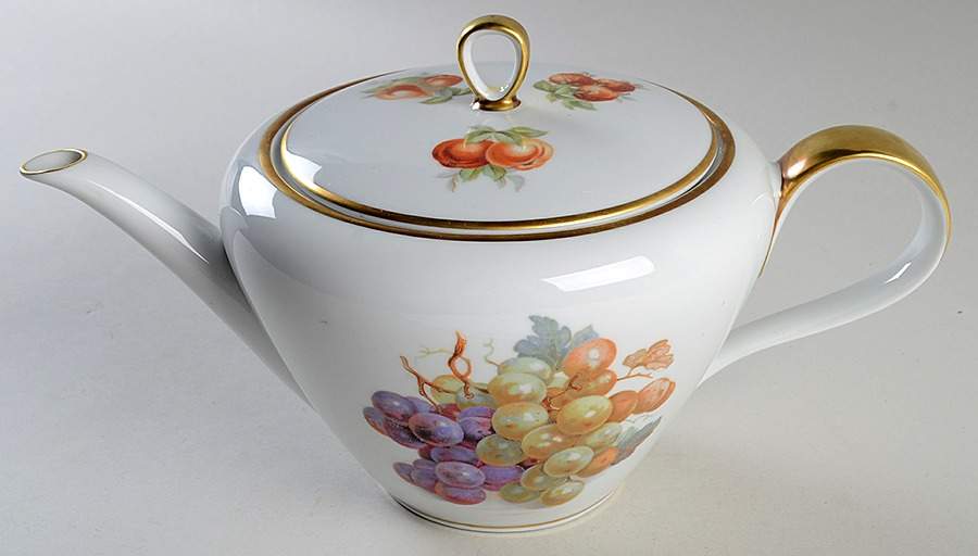 Orchard Teapot & Lid by Jaeger-1