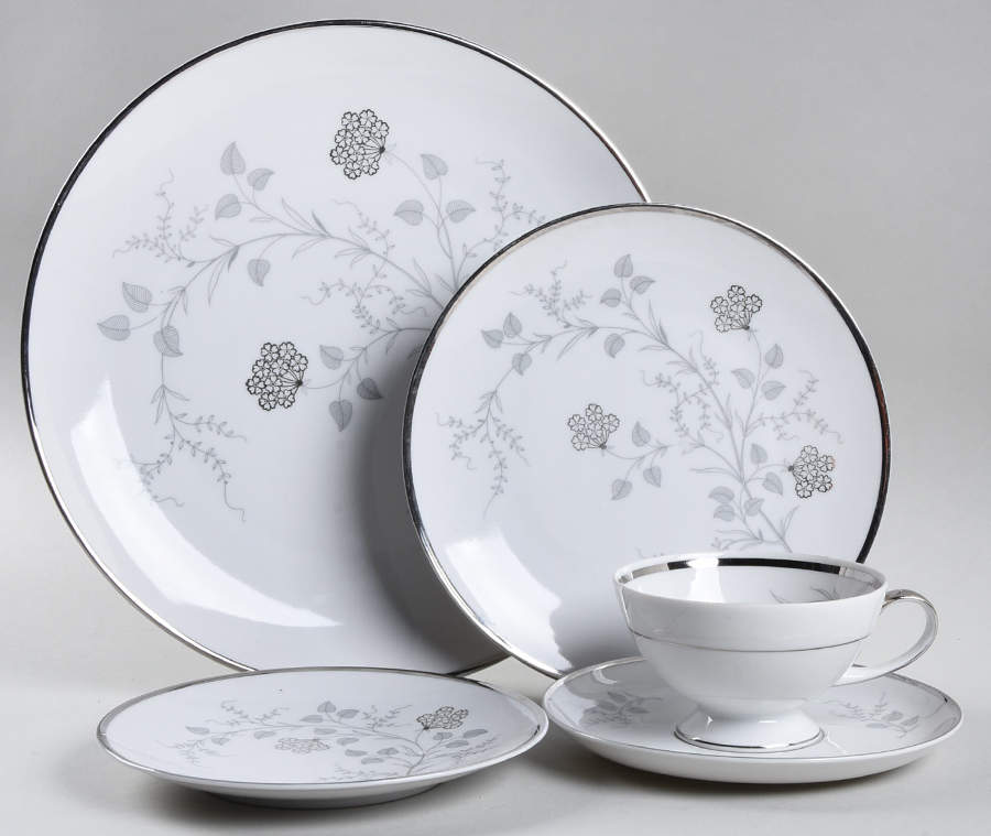 Silver Glory 5 Piece Place Setting by Jaeger-1