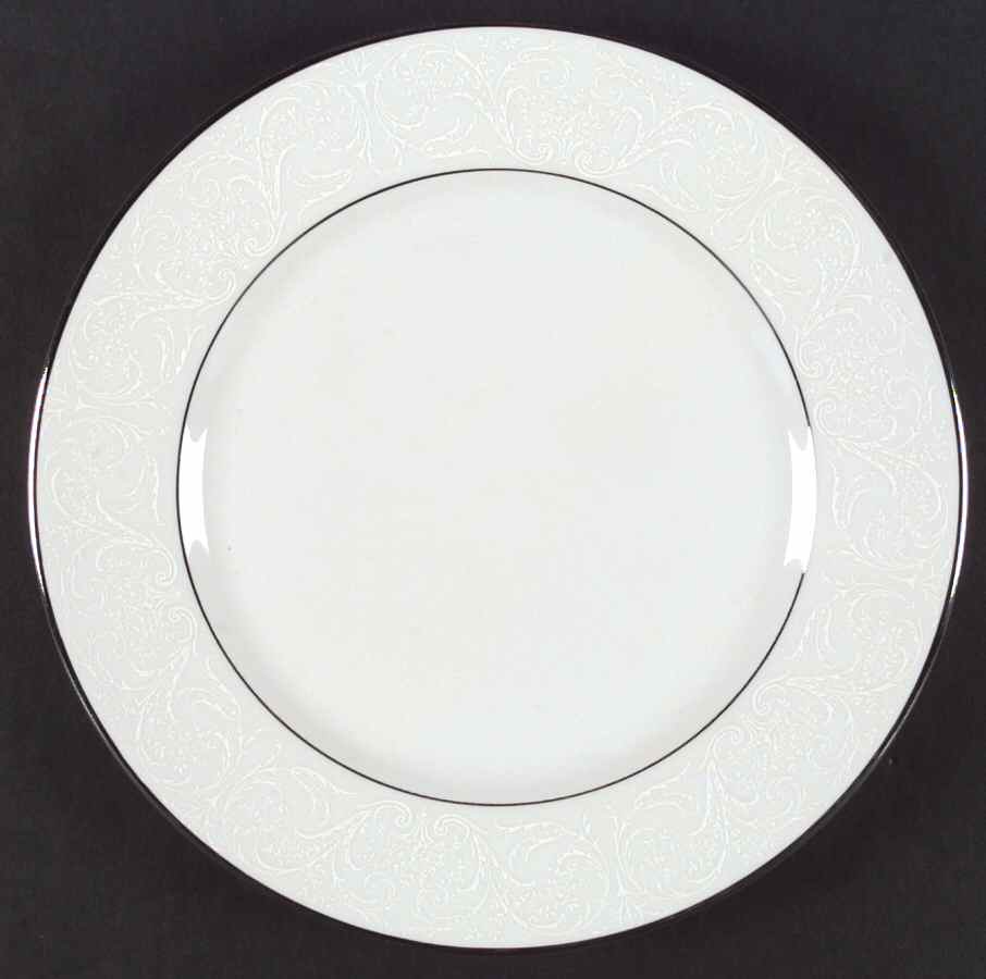 White Chantilly Dinner Plate by Jaeger-1