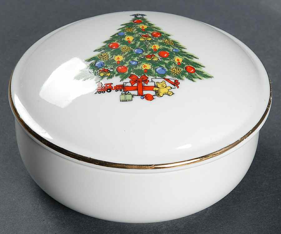 Christmas Treasure Candy Box & Lid by Jamestown-1