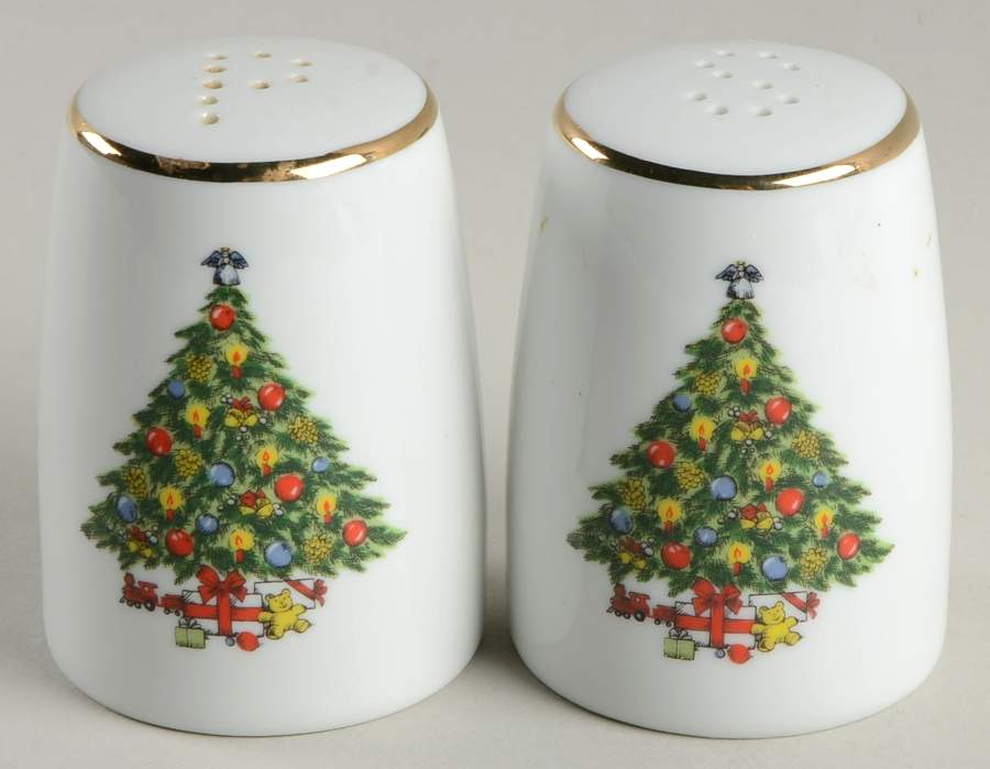 Christmas Treasure Salt & Pepper Set by Jamestown-1