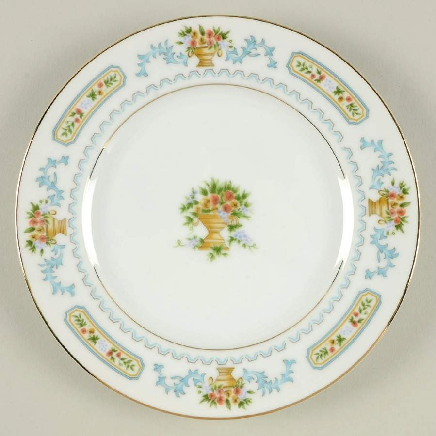 Abundance Salad Plate by Japan-1