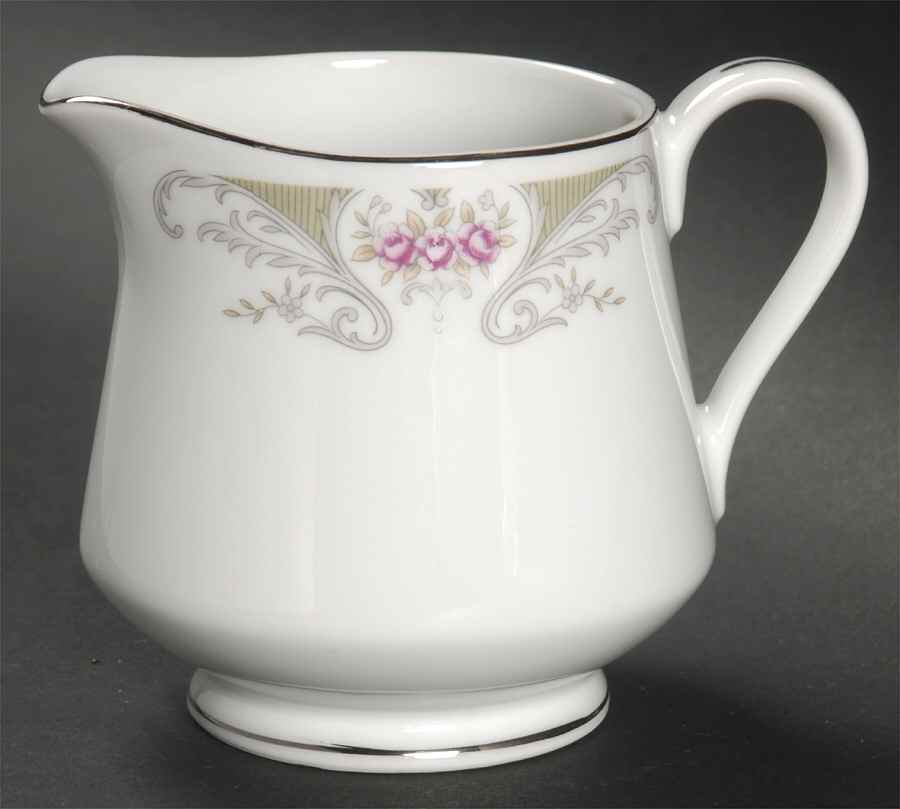 Alberon Creamer by Japan-1