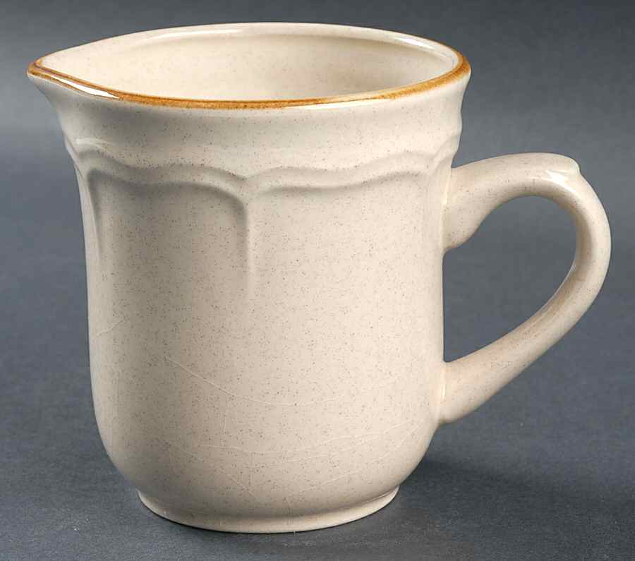 COUNTRY ALMOND Creamer by Japan-1