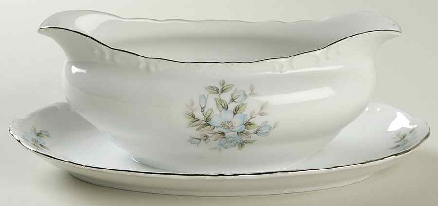 Arlene Gravy Boat with Attached Underplate by Japan-1
