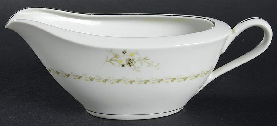 Betty Sue Gravy Boat by Japan-1
