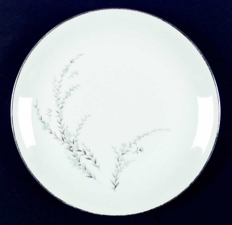 Blue Haven Dinner Plate by Japan-1