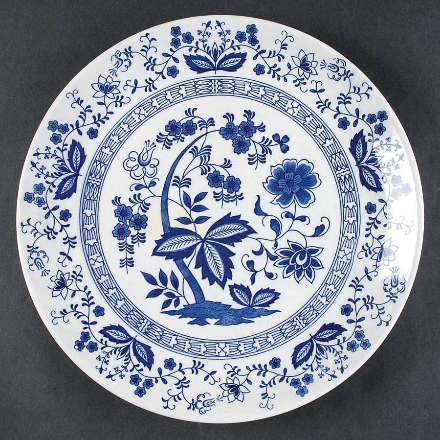 Blue Onion (Earthenware, Innerband) 11" Chop Plate (Round Platter) by Japan-1