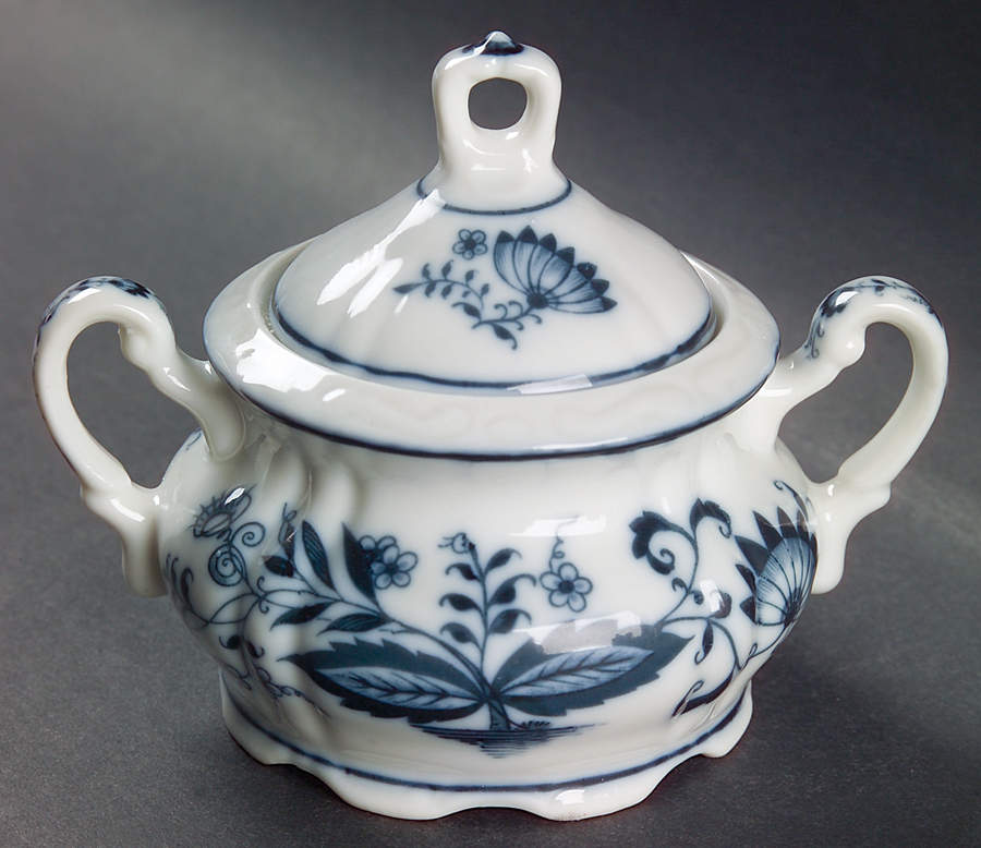 Blue Onion Sugar Bowl & Lid by Arnart-1