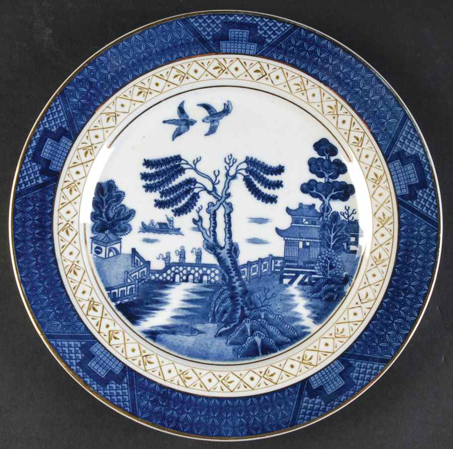 Blue Willow Luncheon Plate by Nikko-1