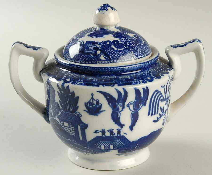Blue Willow (No Gold, "Made In Japan") Sugar Bowl & Lid by Japan-1