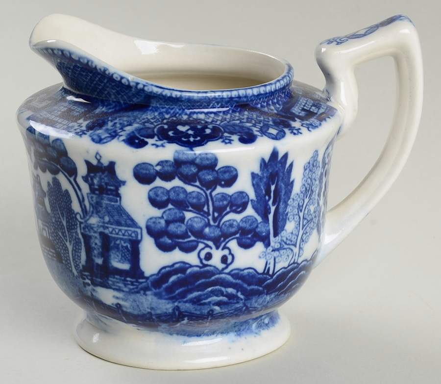 Blue Willow (No Gold, "Made In Japan") Creamer by Japan-1